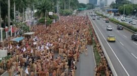 Foto. Ribuan Kepala Desa Aksi Demo Menuntut menambah Masa Jabatan dari 6 tahun menjadi 9 tahun