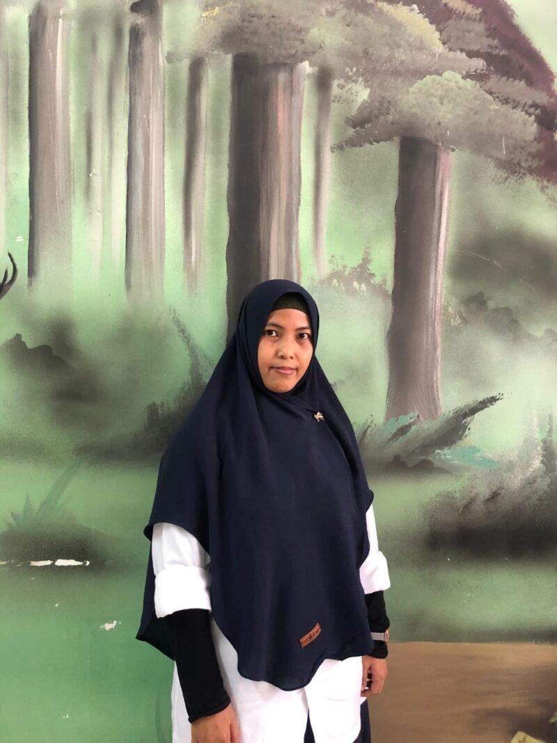  Kepala Seksi Pengembangan Pemasaran Pariwisata Dinas Pariwisata dan Kebudayaan Fakfak Rahma Husin saat ditemui wartawan jatim.tagarutama.com di sela-sela persiapan kegiatan pesona kota pala 2024