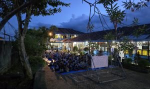 Suasana Penuh hikmah dari Berbuka Puasa bersama baik dari siswa maupun seluruh Guru dan Staf SMPIT Insan Mulia Manokwari sebagai bagian dari agenda Semarak Bulan Rajab.
