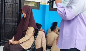 Ustadz Harwan Abdul Latif menjelaskan bahwa emosi yang tidak terkontrol, seperti rasa marah, kecewa, atau sakit hati, dapat berdampak negatif pada kesehatan tubuh, terutama pada organ lambung dan liver.