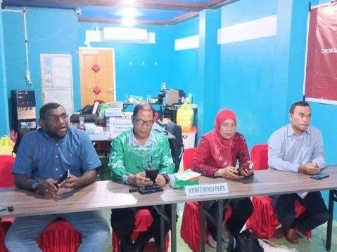 Konferensi Pers oleh Tim Seleksi Calon Anggota KPU Papua Barat.