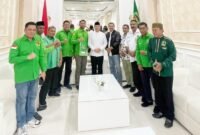 Ketua Umum DPP Partai Persatuan dan Pembangunan (PPP) H. M. Mardiono menyerahkan Surat Keputusan (SK) kepengurusan Dewan Pimpinan Wilayah (DPW) PPP Papua Barat periode 2026–2031 kepada Yasman Yasir, SE.