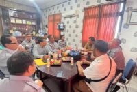 Kemenkum Papua Barat menyatakan dukungan penuh terhadap upaya perlindungan Hak Kekayaan Intelektual (HKI) bagi produk turunan pala dihadapan Kepala Dinas Perkebunan Fakfak Widhi Asmoro Jati, ST.MT.