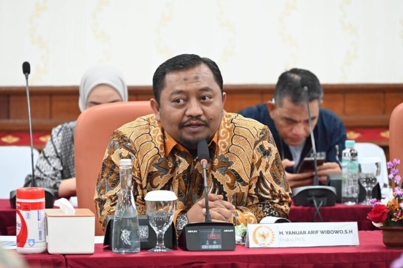 Anggota Komisi XIII DPR dari Fraksi Partai Keadilan Sejahtera (PKS) Yanuar Arif Wibowo.